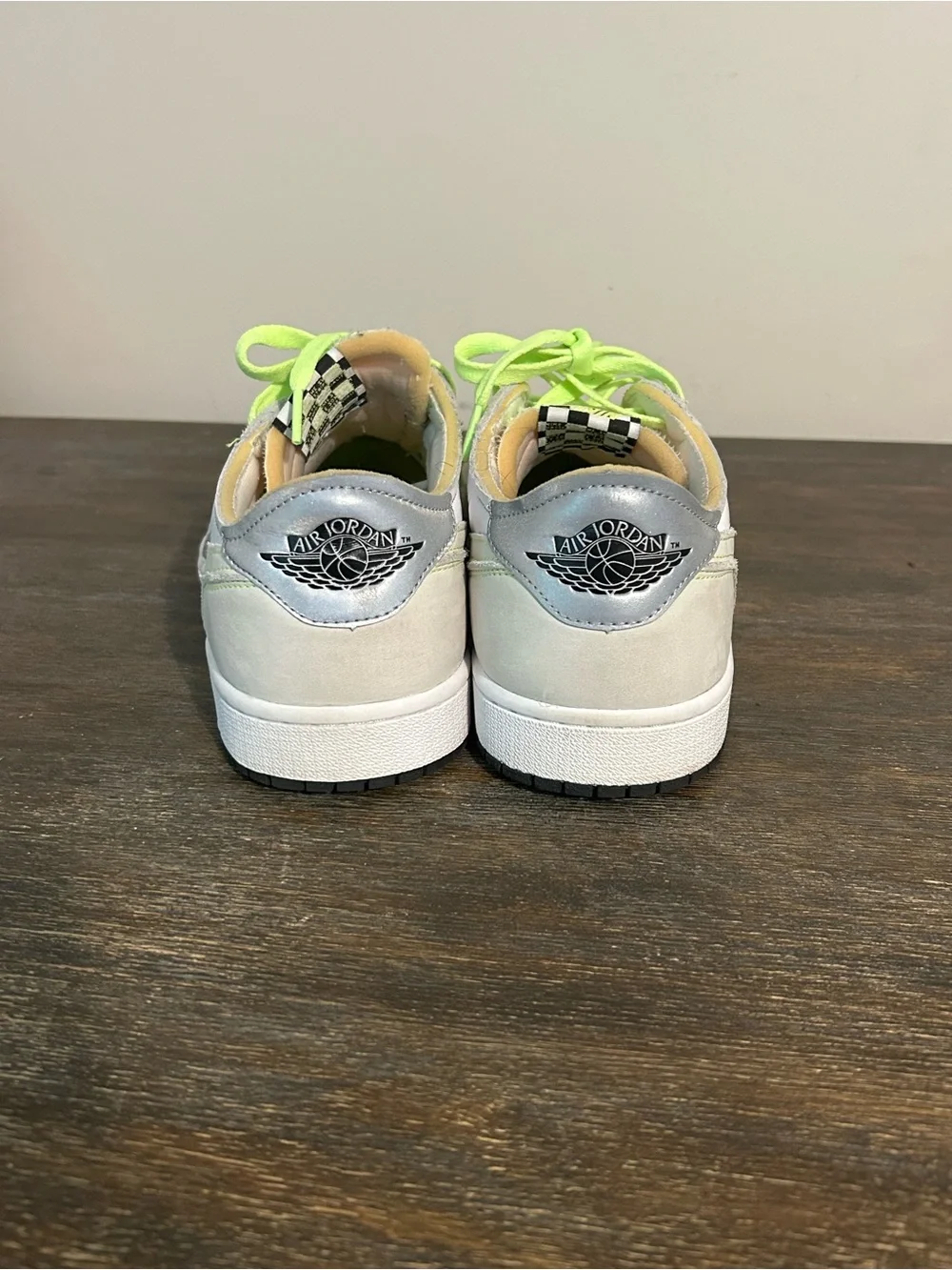 Jordan 1 low OG in White, Light Gray & Neon Green